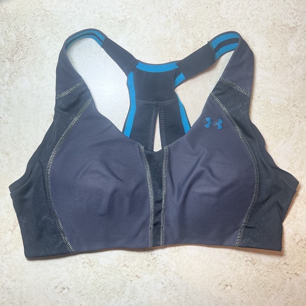 Under Armour Women's 34B Heat Gear Sports Bra Black Pads Wireless Compression